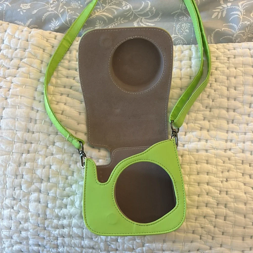 lightly used camera, filled my home with lots of joyful memories